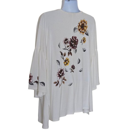 Karen Kane Women's Top white Floral Bell Sleeve size 2X - Picture 3 of 7
